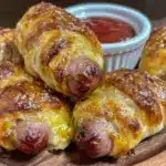 Mummy Hot Dog Bites mit Spinnennetz-Ketchup - featured image